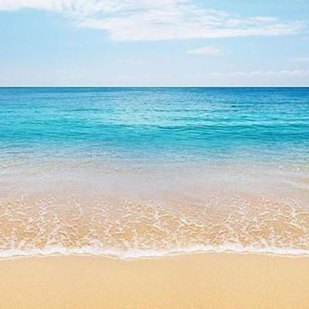 Beach House ***** Зарауц Екстериор снимка