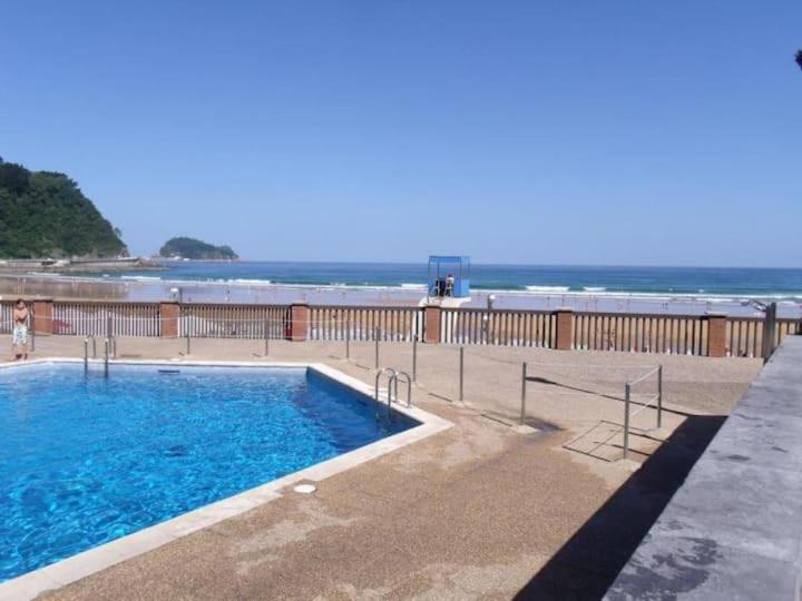 Beach House ***** Зарауц Екстериор снимка